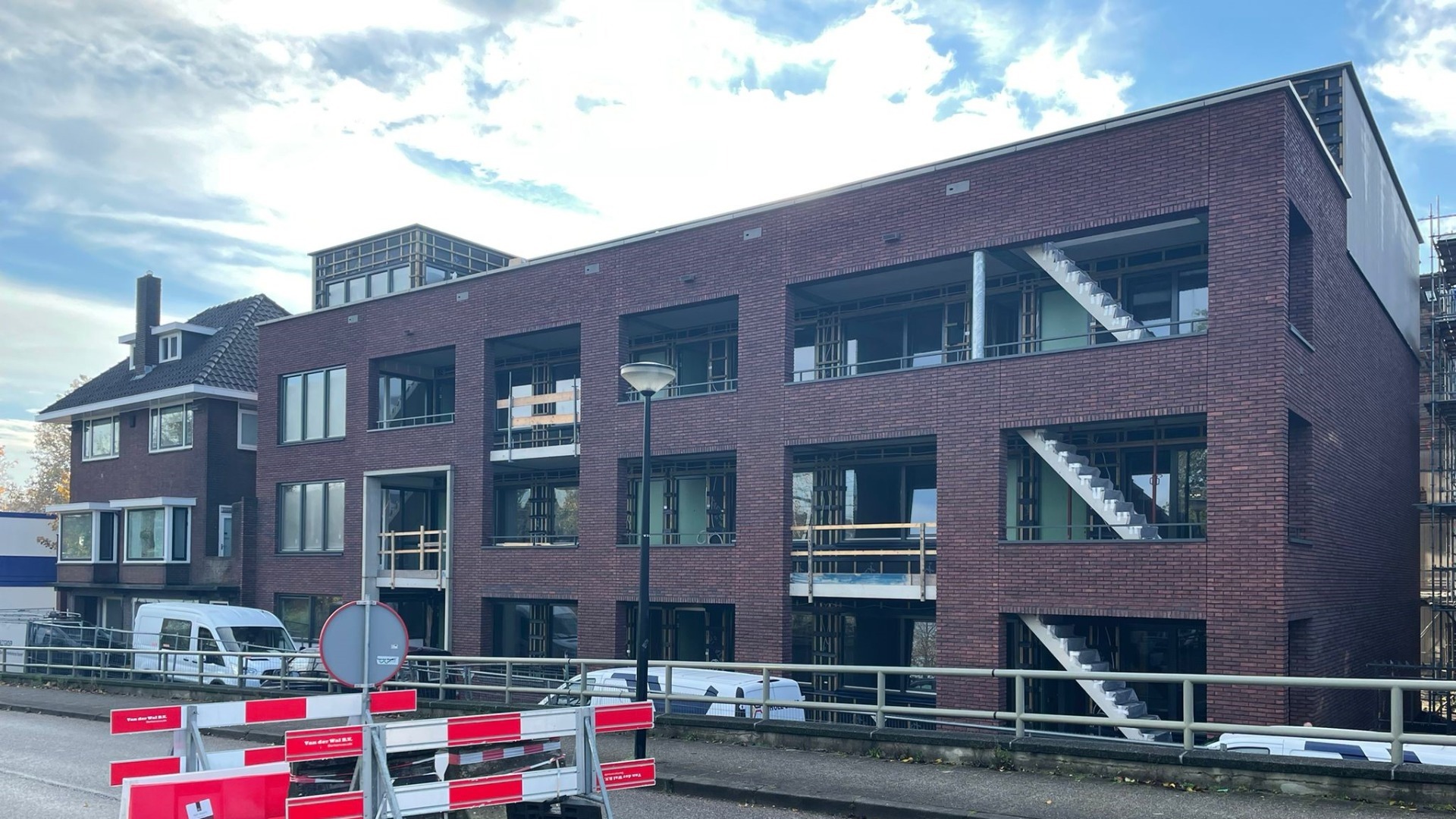 Te Huur : 480 m2 vvo Amsterdamsevaart 268